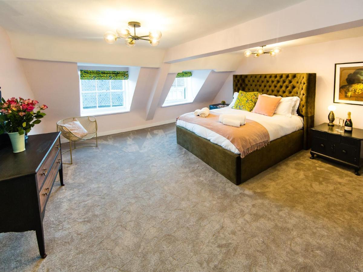 יורק Maison Parfaite Yo1 - Exquisite 400 Year Old, City Centre Townhouse מראה חיצוני תמונה