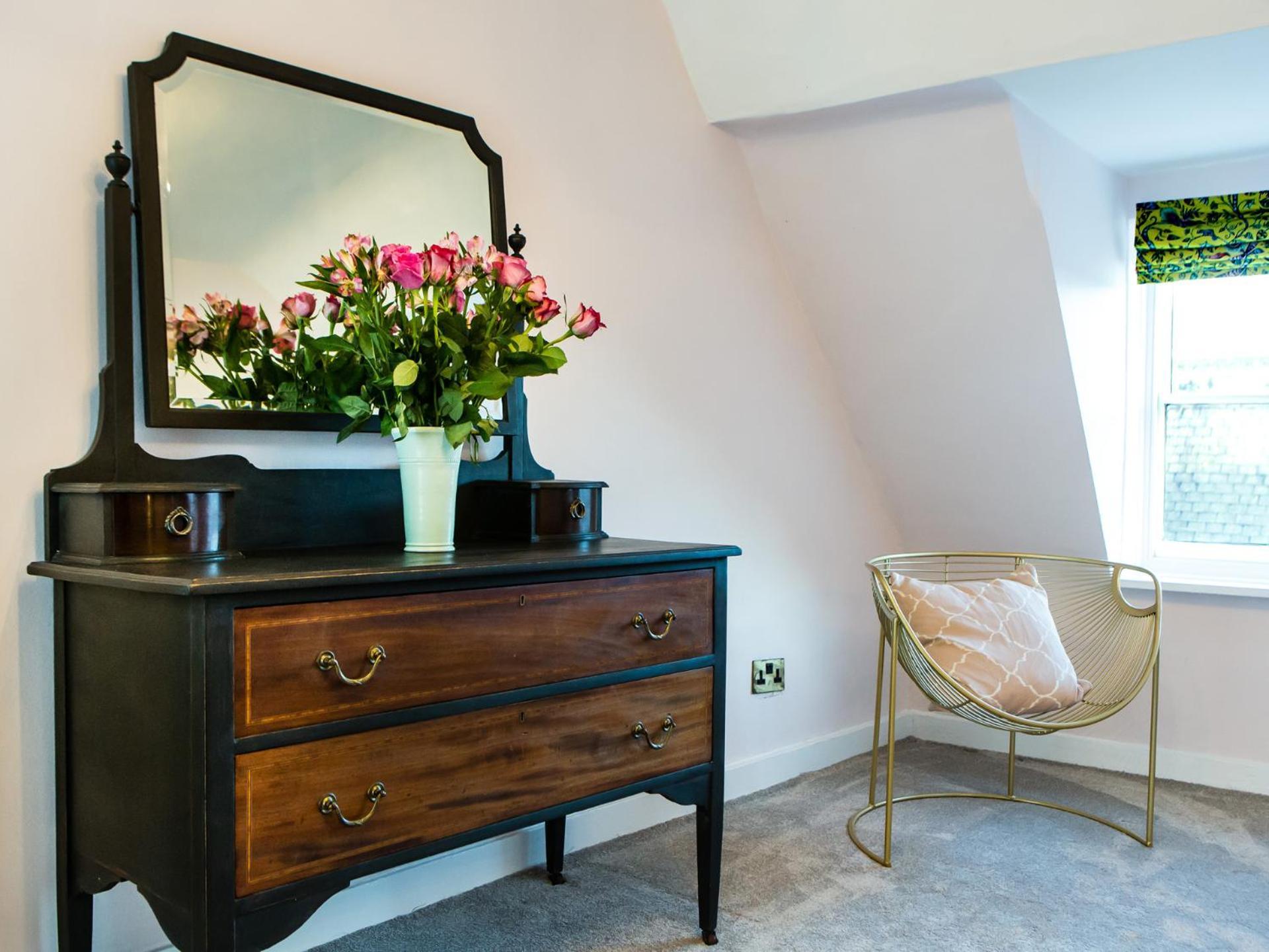 יורק Maison Parfaite Yo1 - Exquisite 400 Year Old, City Centre Townhouse מראה חיצוני תמונה