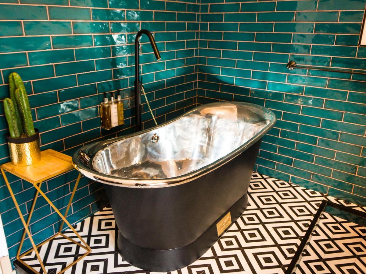 יורק Maison Parfaite Yo1 - Exquisite 400 Year Old, City Centre Townhouse מראה חיצוני תמונה