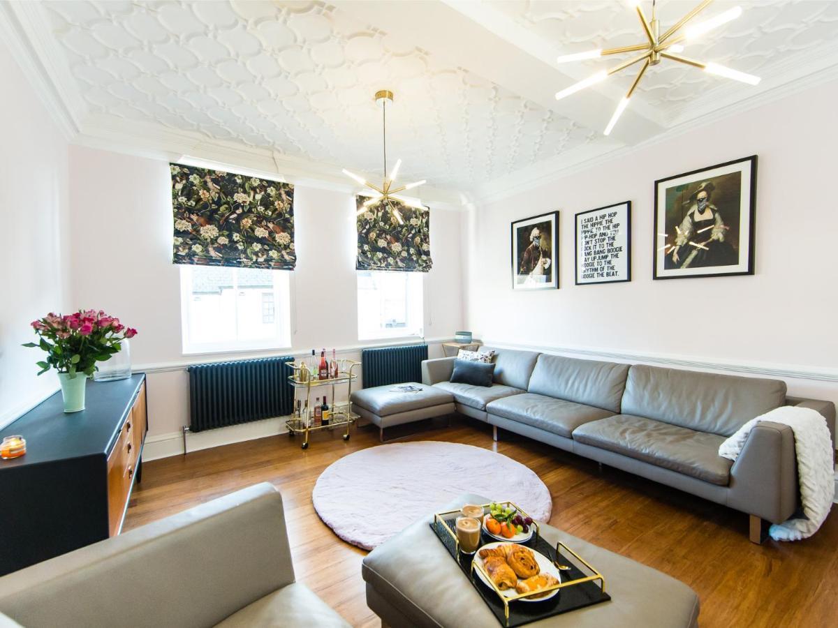 יורק Maison Parfaite Yo1 - Exquisite 400 Year Old, City Centre Townhouse מראה חיצוני תמונה