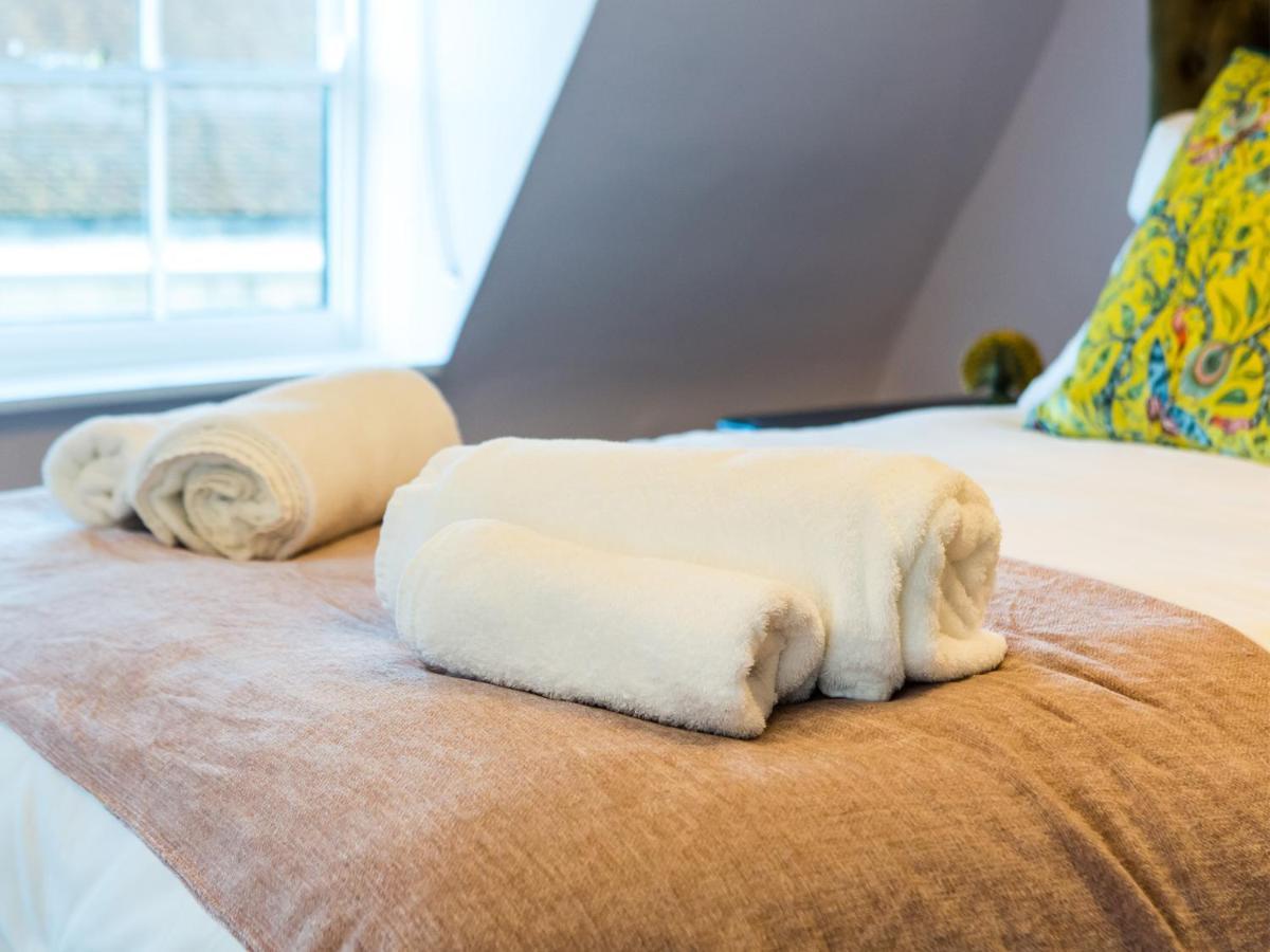 יורק Maison Parfaite Yo1 - Exquisite 400 Year Old, City Centre Townhouse מראה חיצוני תמונה